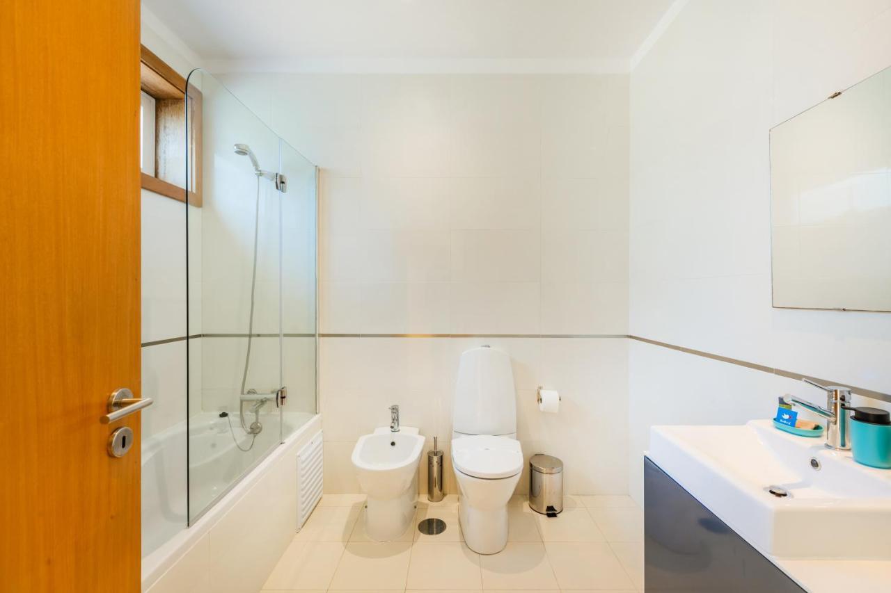 Furadouro Sunny Family Villa โอวาร์ ภายนอก รูปภาพ
